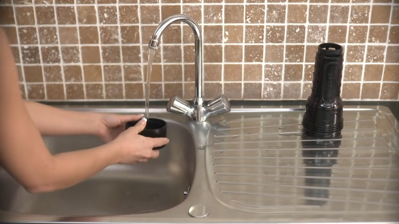 How to Clean a Fleshlight - 96Problems